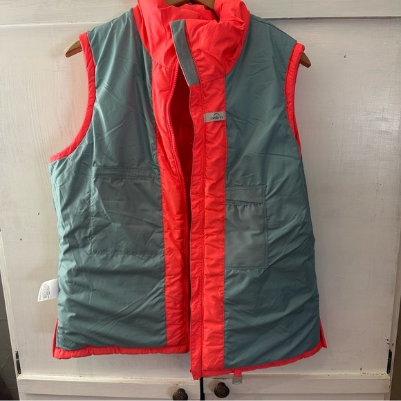 Nike 6.0 Women's Bright Neon Quilted Vest. Size: XL - Picture 9 of 13